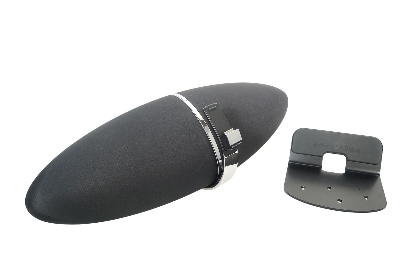 Bowers__Wilkins_Zeppelin_Air_Wireless_Hi-Fi_Lautsprecher_Docking_Station_03_result