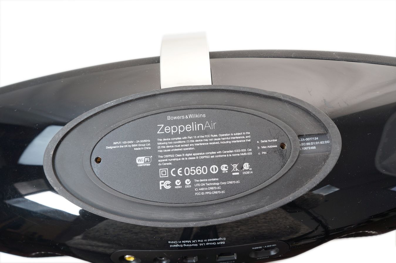 Bowers__Wilkins_Zeppelin_Air_Wireless_Hi-Fi_Lautsprecher_Docking_Station_12_result