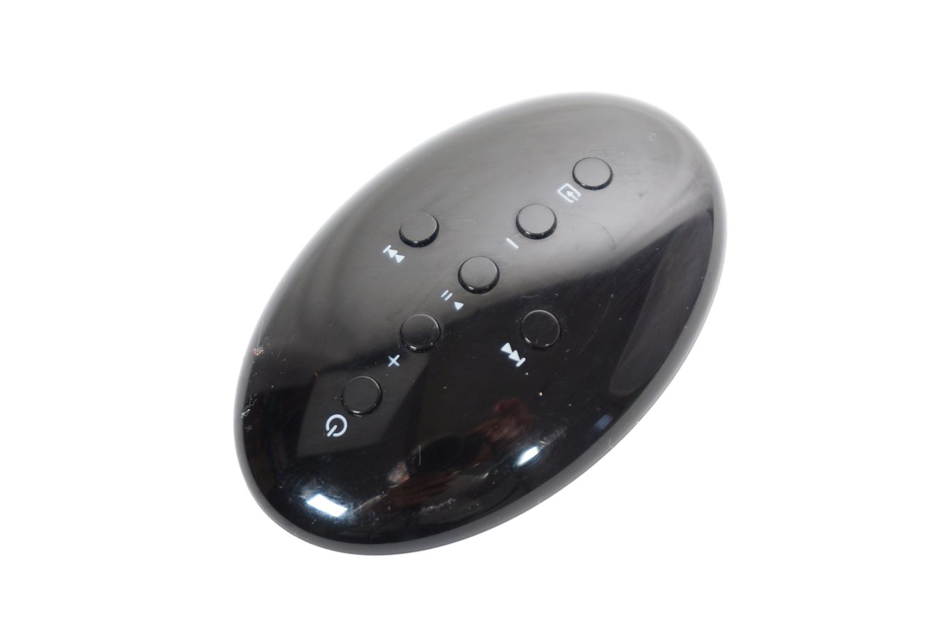 Bowers__Wilkins_Zeppelin_Air_Wireless_Hi-Fi_Lautsprecher_Docking_Station_14_result