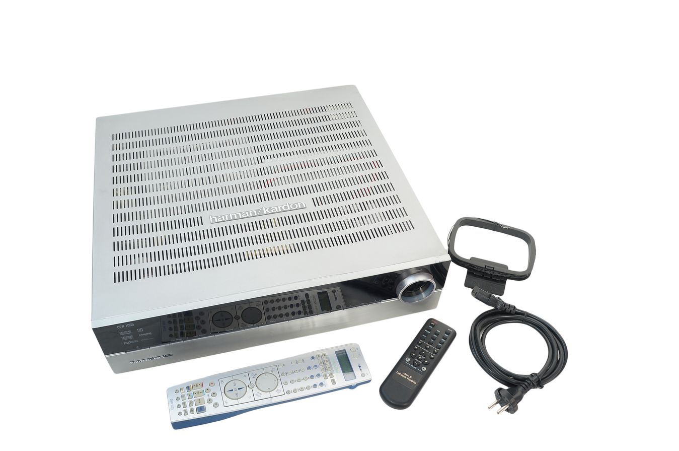 Harman_Kardon_DPR_1005_7.1_AV_Receiver_Silber_03_result
