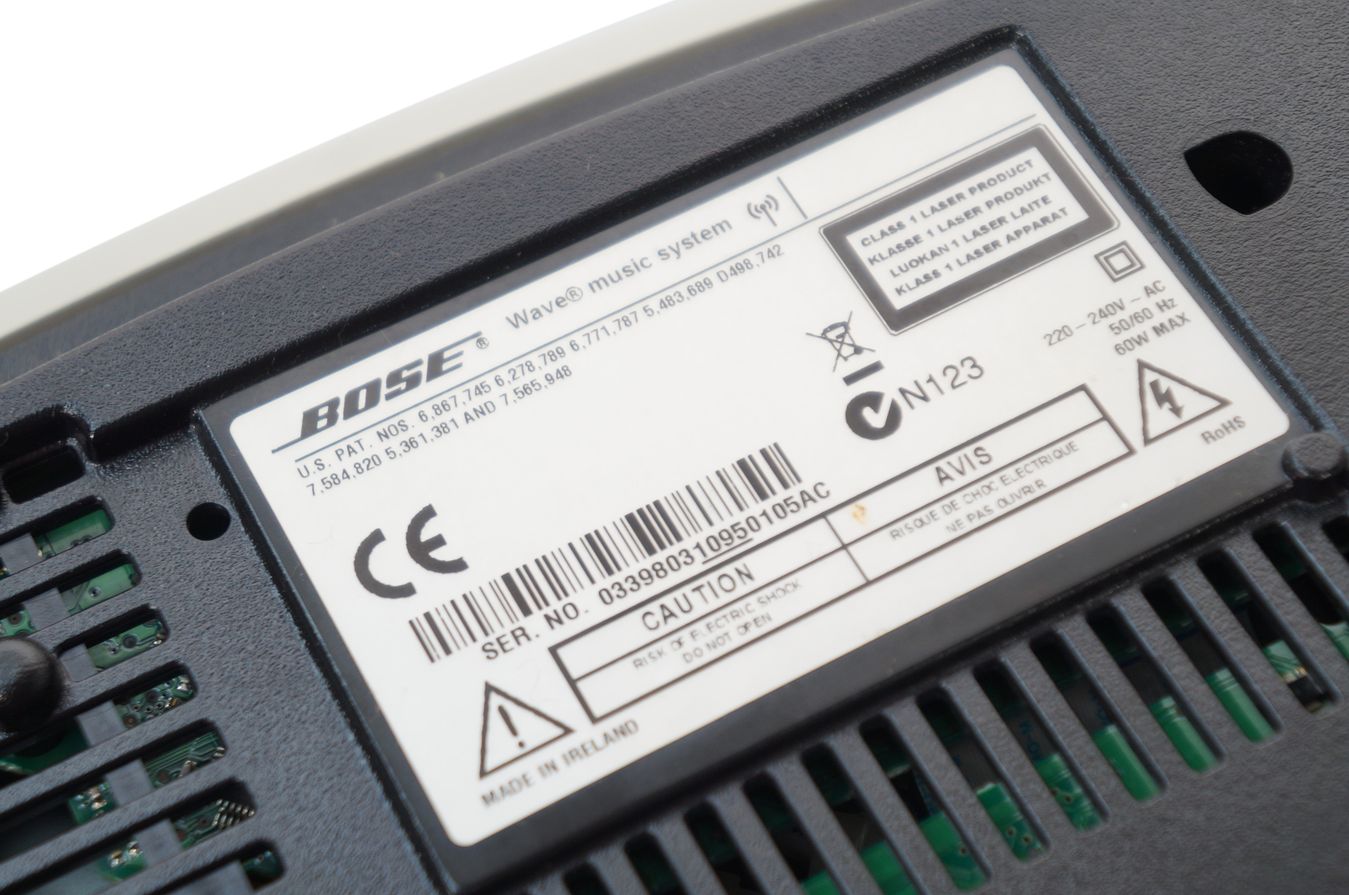 Bose_Wave_Music_System_Weiss_10_result