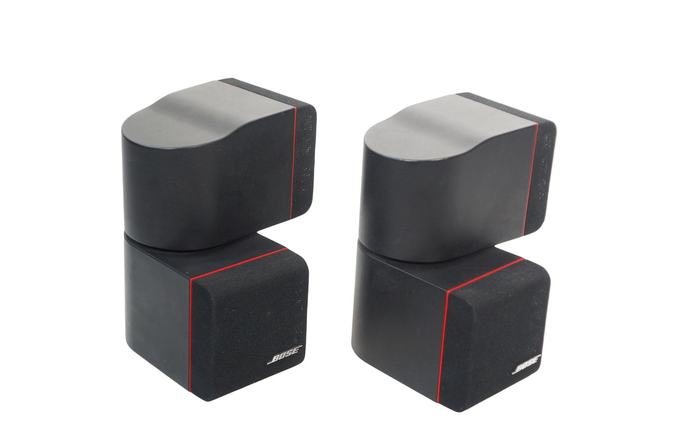 2x_Bose_Acoustimass_Doppelcubes_Series_II_Lautsprecher_Boxen_mit_rotem_Ran_zvRGn2l