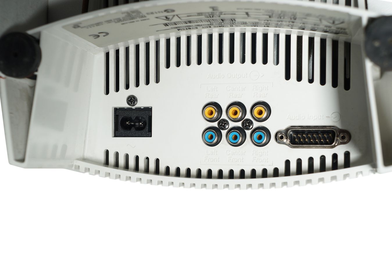 Bose_Acoustimass_15_Series_II_Powered_5.1_Subwoofer_Aktiv_Weiss_08_result