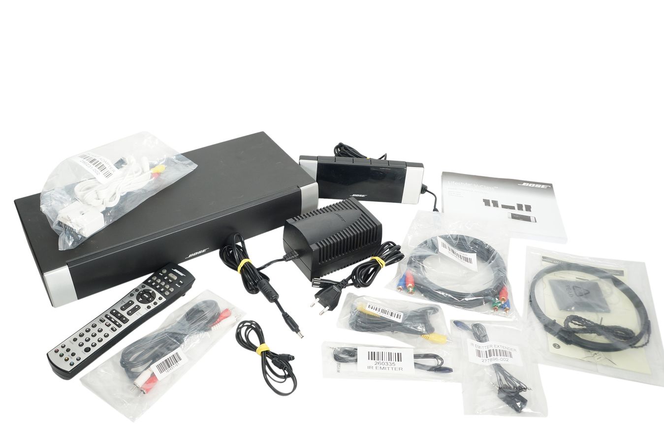 Bose_Media_Center_MC1_Steuerkonsole_Lifestyle_V10_V30_V20_inkl_MC1_Display_6luCzWB