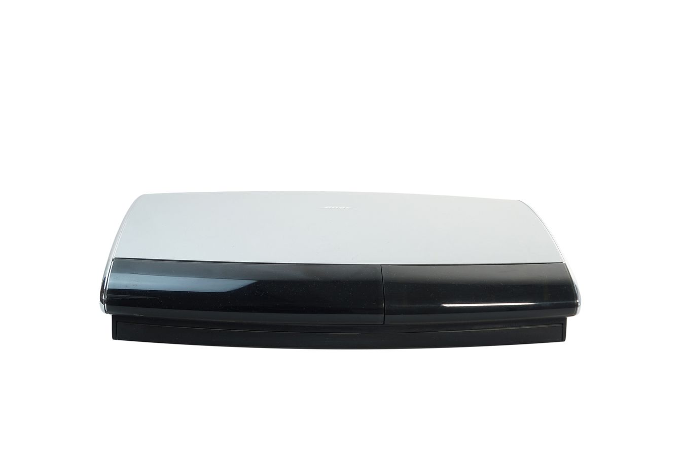 Bose_AV18_Media_Center_Lifestyle_18_28_Series_II_III_04_result