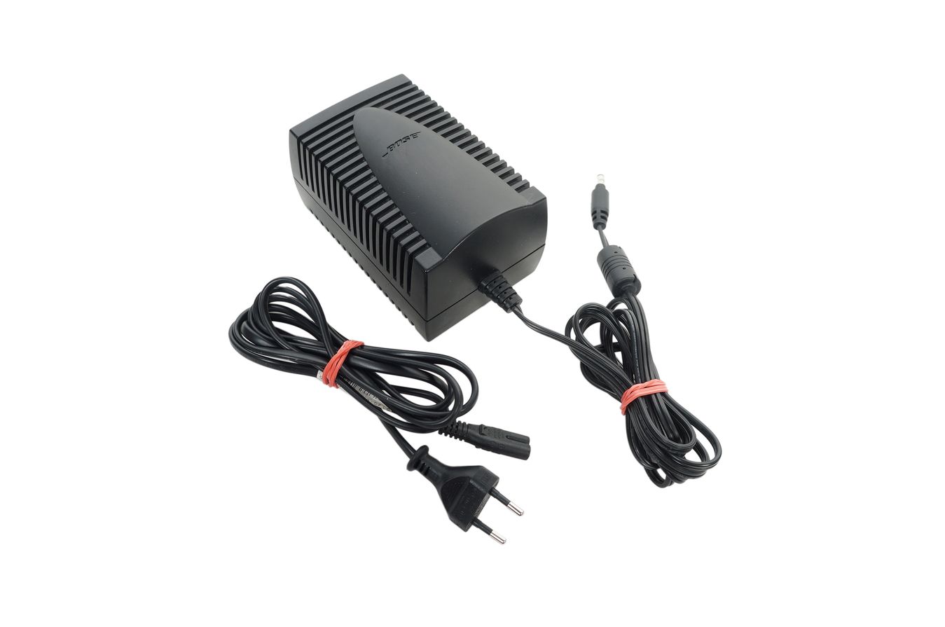 Bose_AV18_Media_Center_Lifestyle_18_28_Series_II_III_13_result