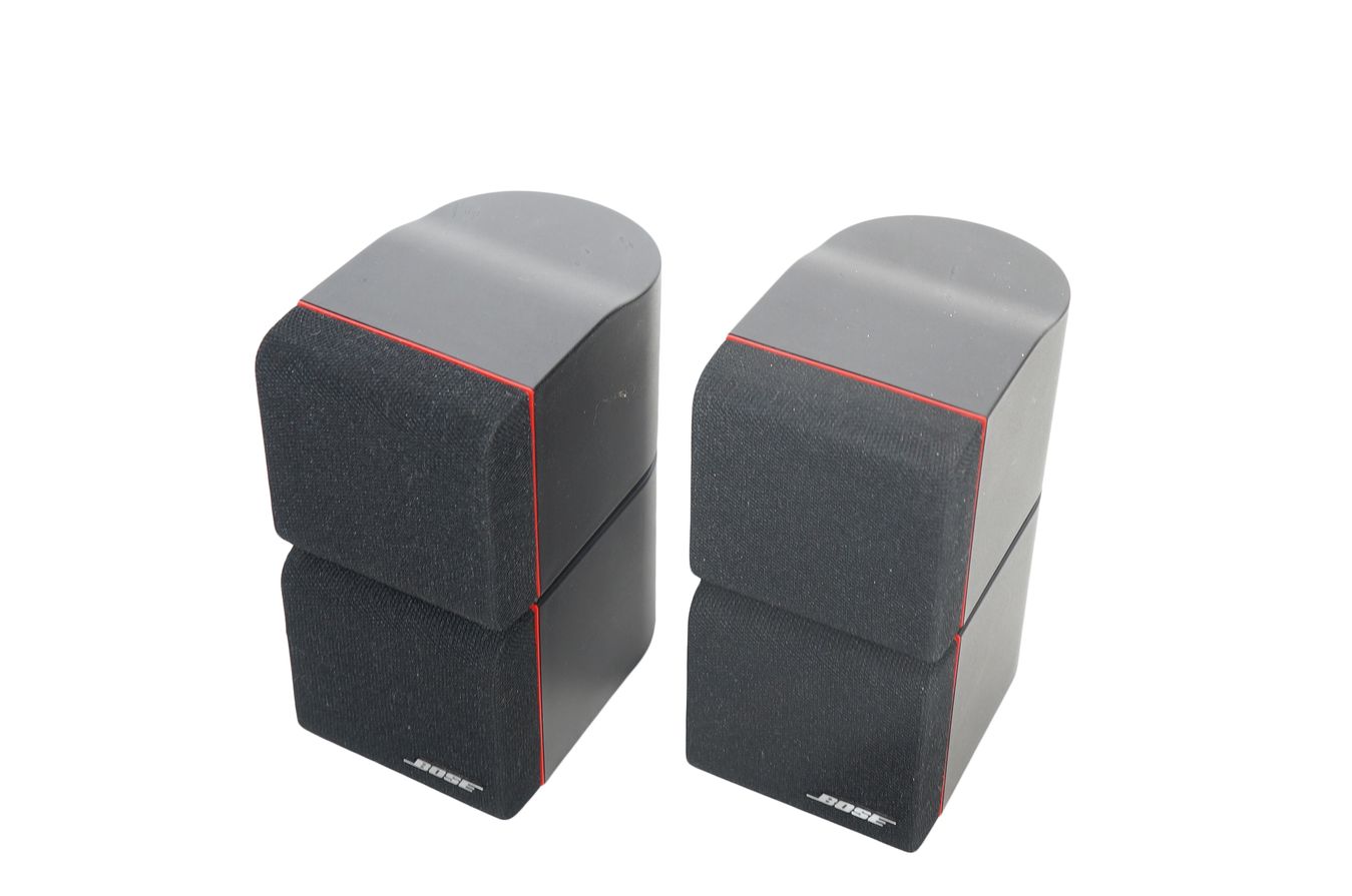 2x_Bose_Acoustimass_Doppelcubes_Series_II_Lautsprecher_Boxen_mit_rotem_Ran_gc7vv8f