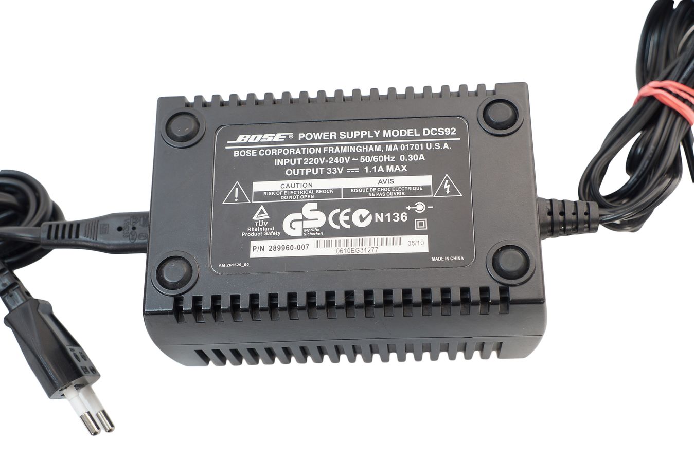 Bose_AV18_Media_Center_Lifestyle_18_28_Series_II_III_16_result