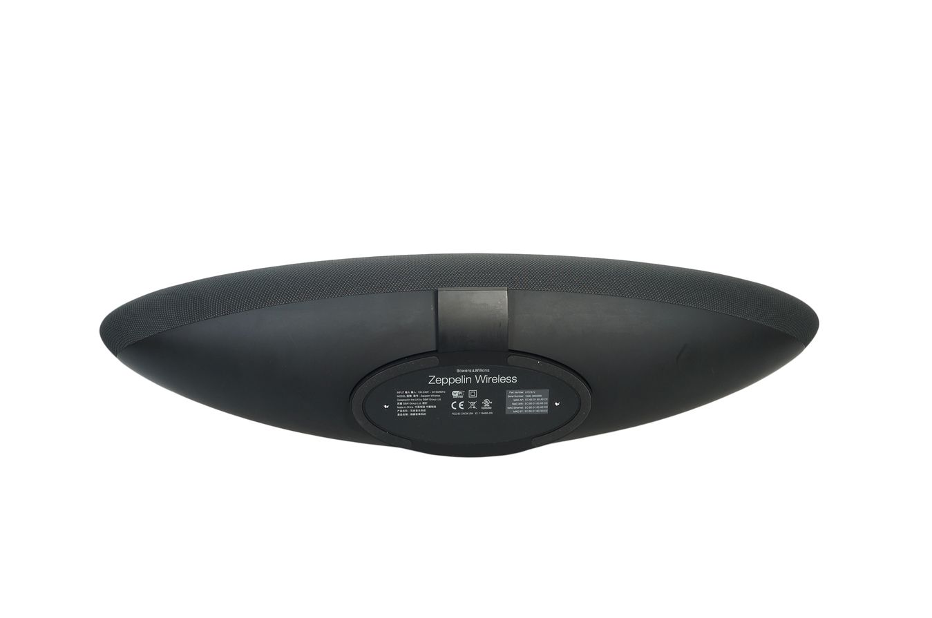Bowers__Wilkins_Zeppelin_Wireless_Bluetooth_Lautsprecher_06_result
