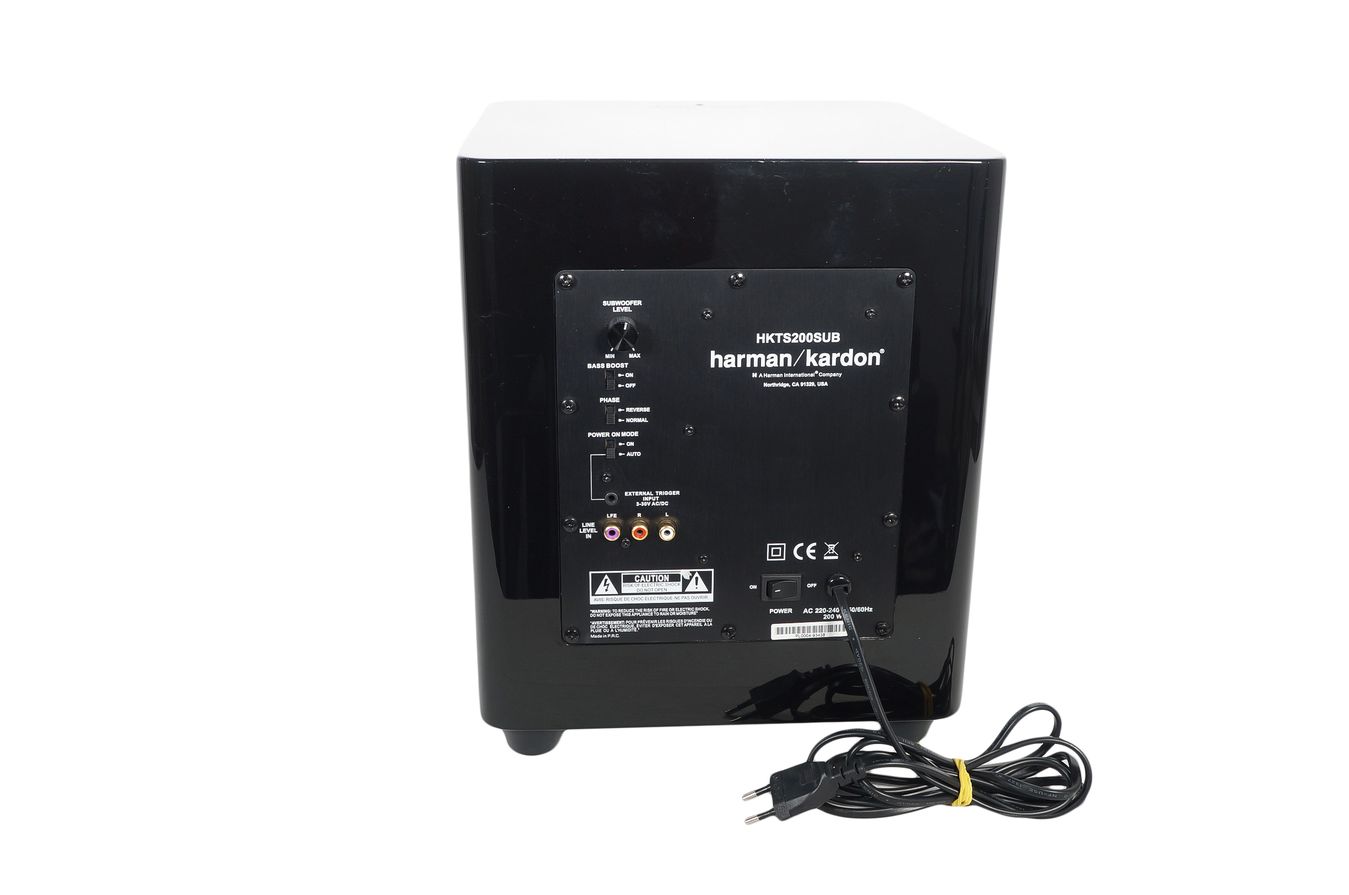 Harman_Kardon_HKTS_200_SUB_Subwoofer_Aktiv_Schwarz_02_result