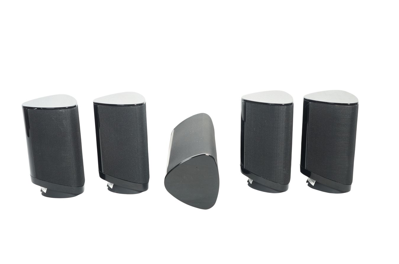 5x_Harman_Kardon_SAT-TS7_BQ_Lautsprecher_Schwarz_mit_Kabeln_03_result