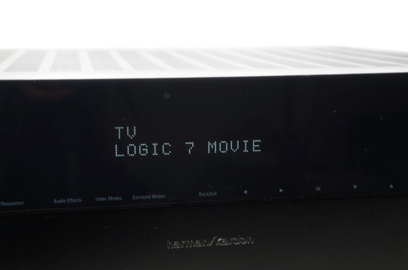 Harman_Kardon_AVR_370-230_AV_Receiver_Schwarz_02_result