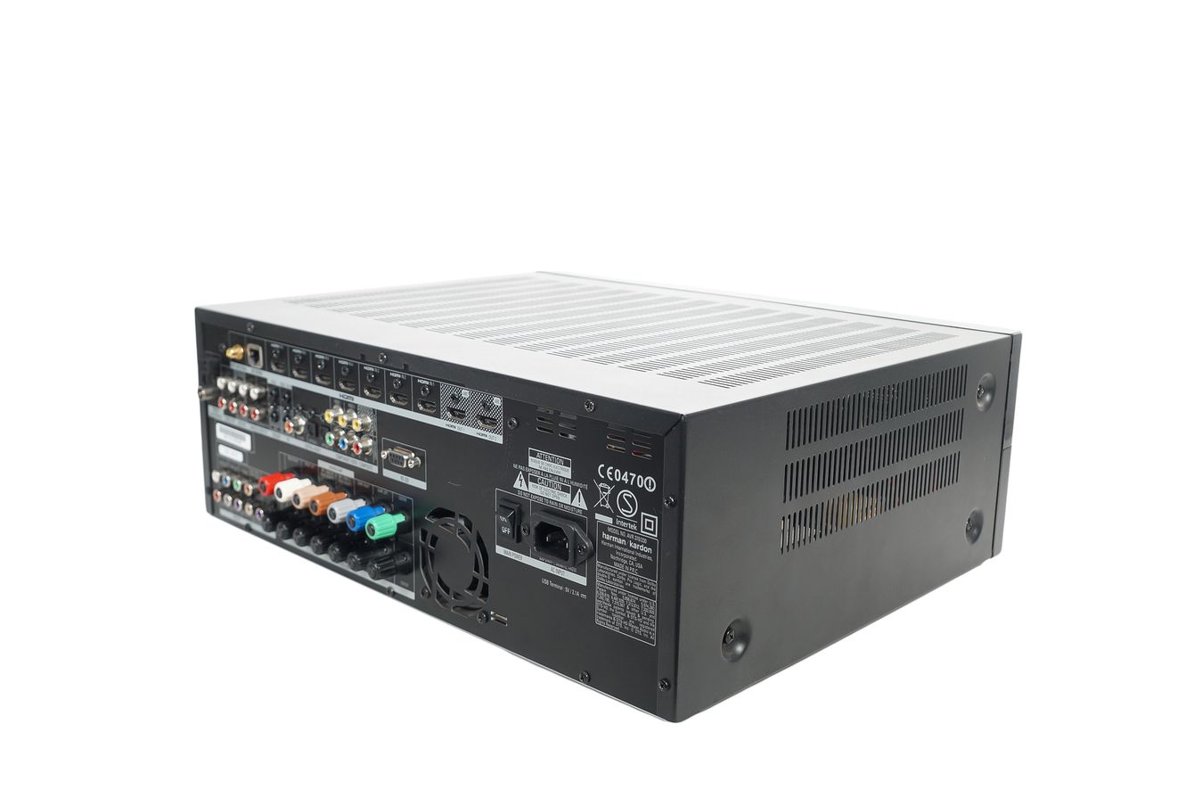Harman_Kardon_AVR_370-230_AV_Receiver_Schwarz_07_result