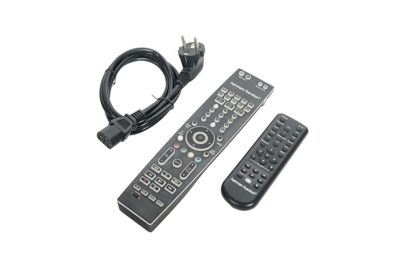 Harman_Kardon_AVR_370-230_AV_Receiver_Schwarz_11_result