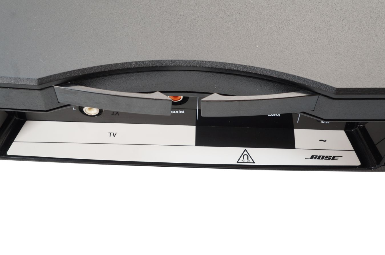 Bose_Solo_TV_Sound_System_Soundbar_Schwarz_07_result