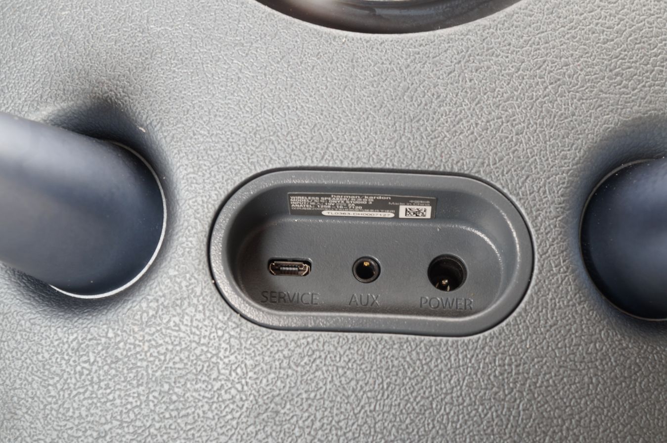 Harman_Kardon_Onyx_Studio_3_Bluetooth_Lautsprecher_10_result