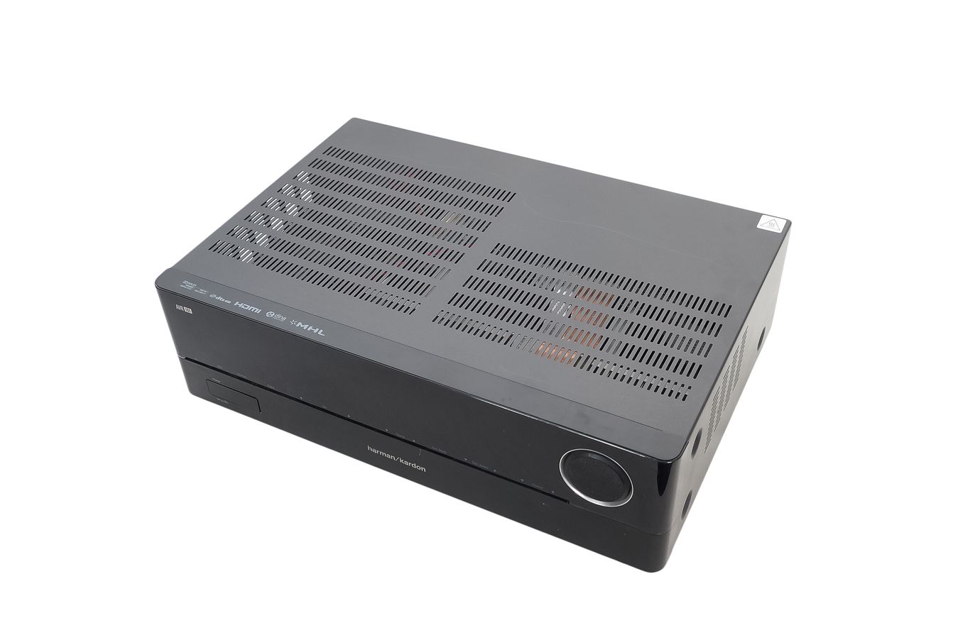 Harman_Kardon_AVR_161_5.1_AV_Receiver_Schwarz_mit_Mikrofon_08_result
