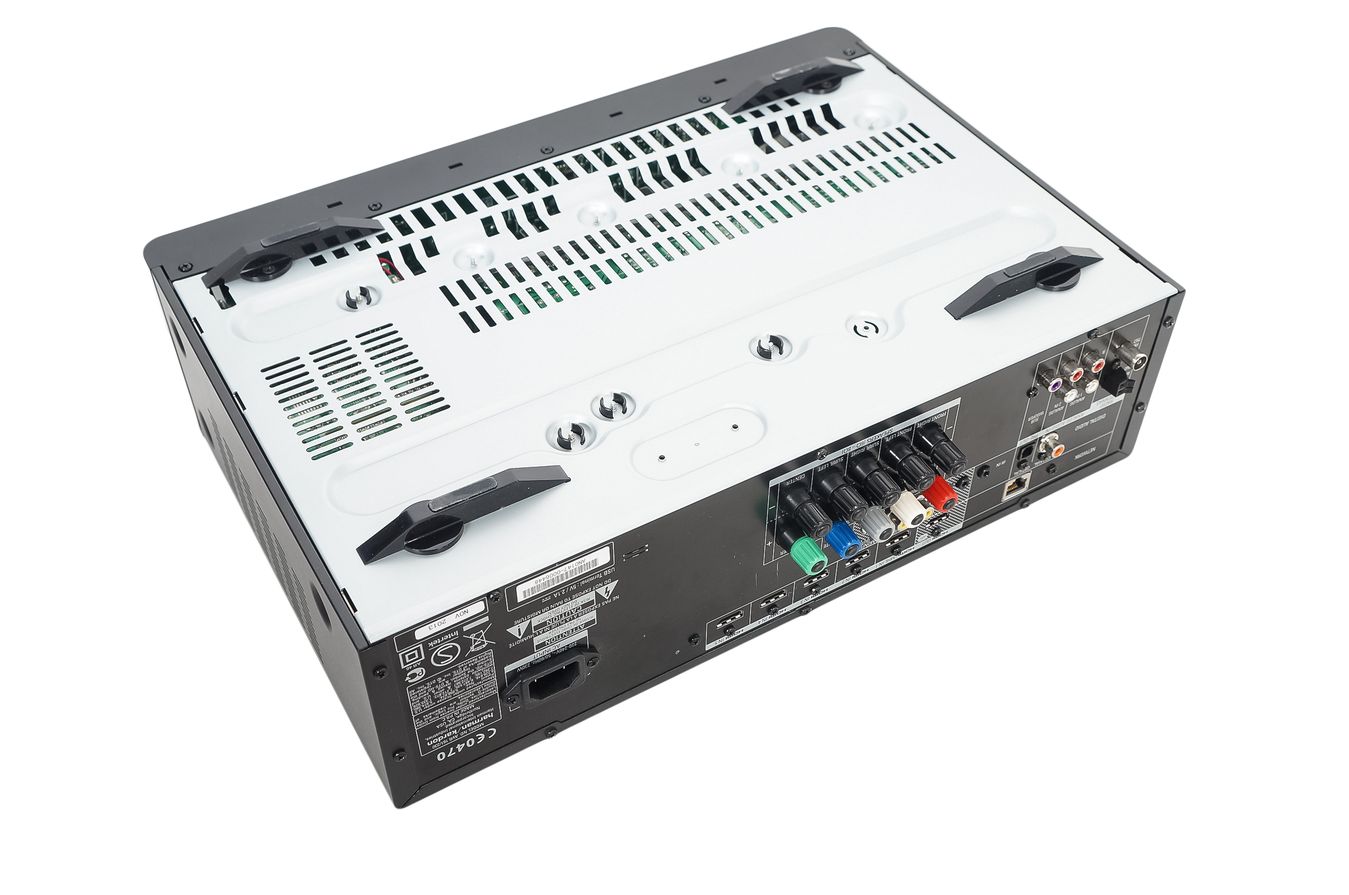 Harman_Kardon_AVR_161_5.1_AV_Receiver_Schwarz_mit_Mikrofon_09_result