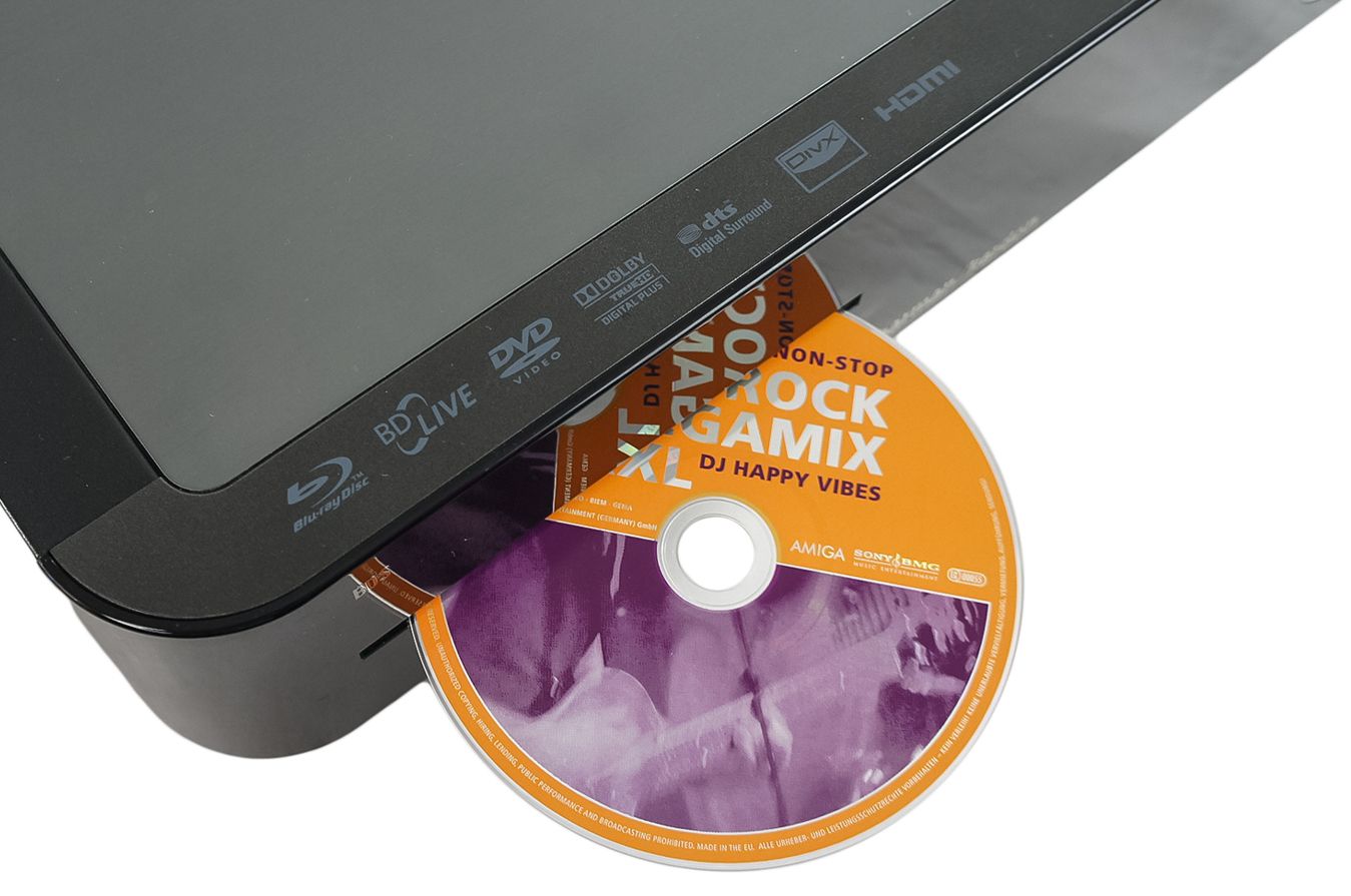 Harman_Kardon_BDS_2_BluRay_2.1_Receiver_3D_HDMI_USB_02_result