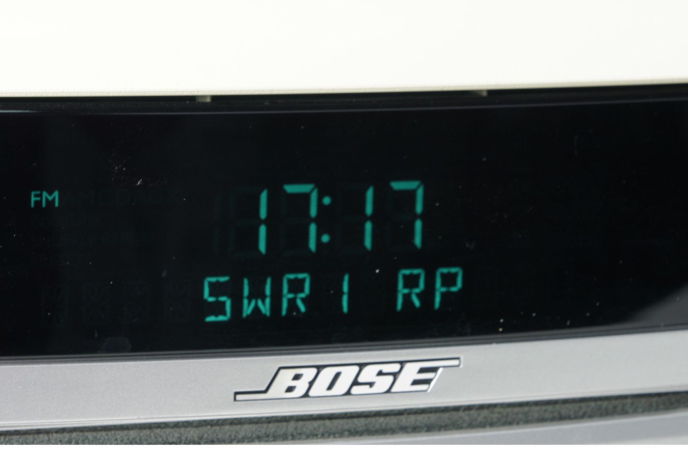 Bose_Wave_Music_System_AWRCC4_WeiB_result