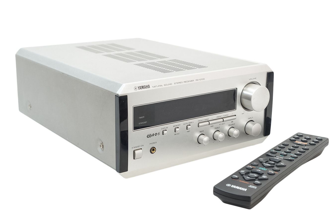 Yamaha_RX-E100_Natural_Sound_Receiver_Silber_08_result