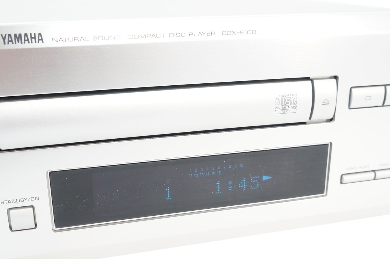 Yamaha_CDX-E100_Natural_Sound_Compact_Disc_Player_Silber_08_result