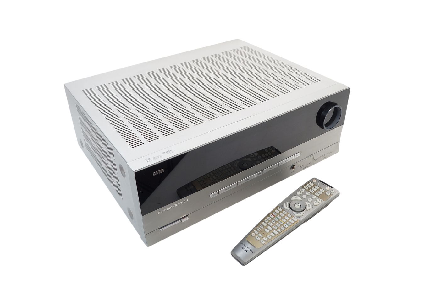 Harman_Kardon_AVR_137_5.1_AV_Receiver_Silber_03_result