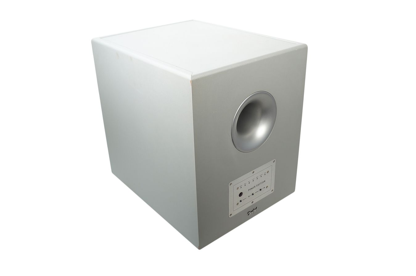 Teufel_Concept_E_Magnum_Power_Edition_6_Channel_Subwoofer_CEM_500_SW_Aktiv_exo5TQa