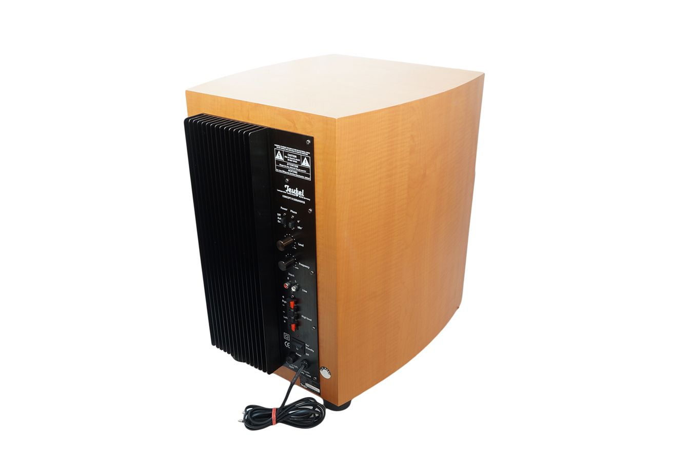 Teufel_Concept_R_5.1_Subwoofer_Aktiv_Holzoptik_03