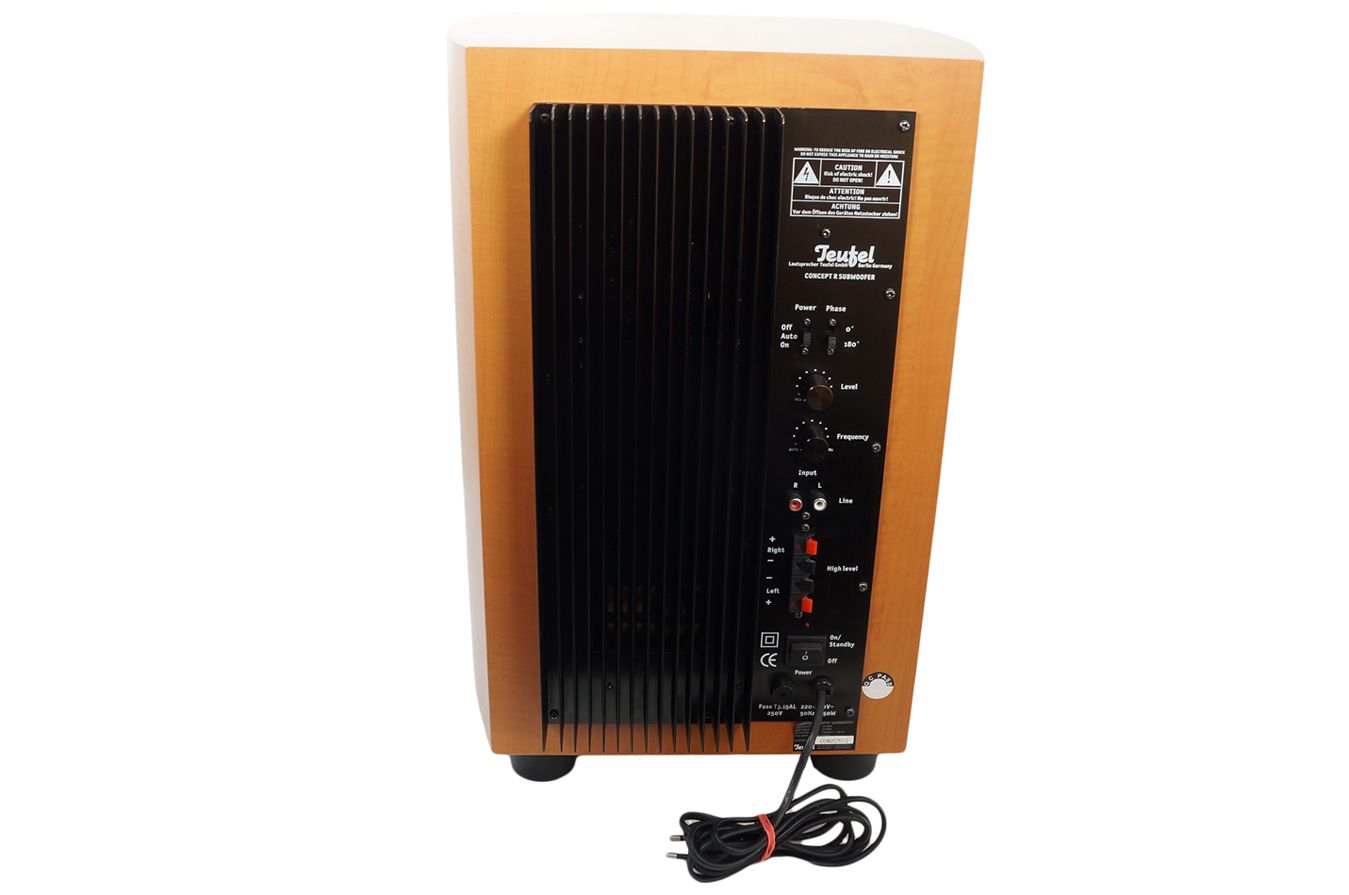 Teufel_Concept_R_5.1_Subwoofer_Aktiv_Holzoptik_04
