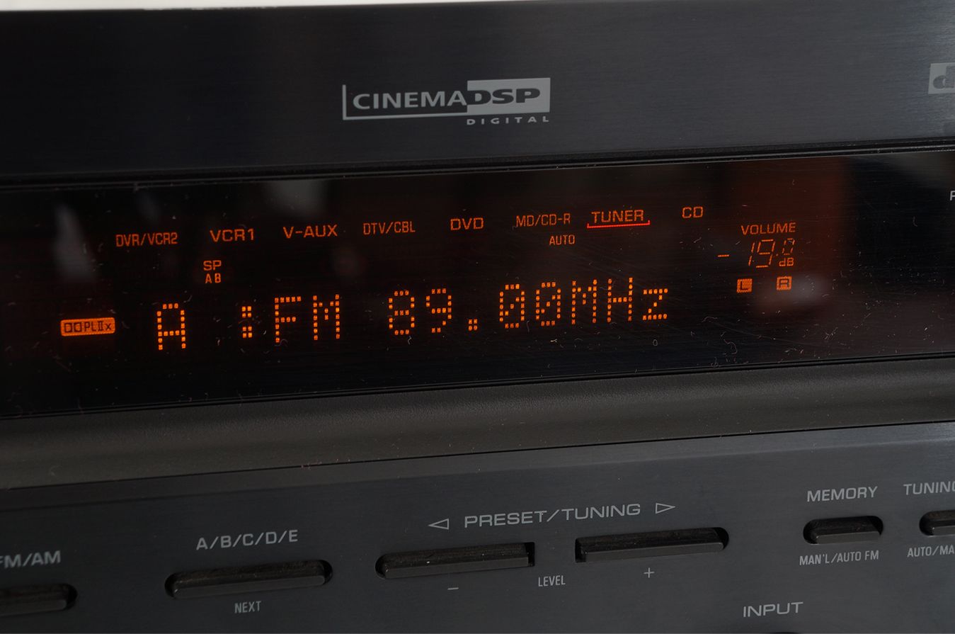 Yamaha_RX-V650_Digital_Heimkino_7.1_AV-Receiver_Schwarz