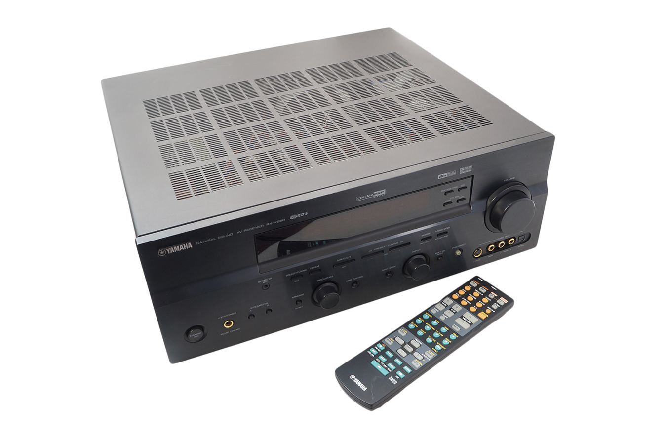 Yamaha_RX-V650_Digital_Heimkino_7.1_AV-Receiver_Schwarz_03