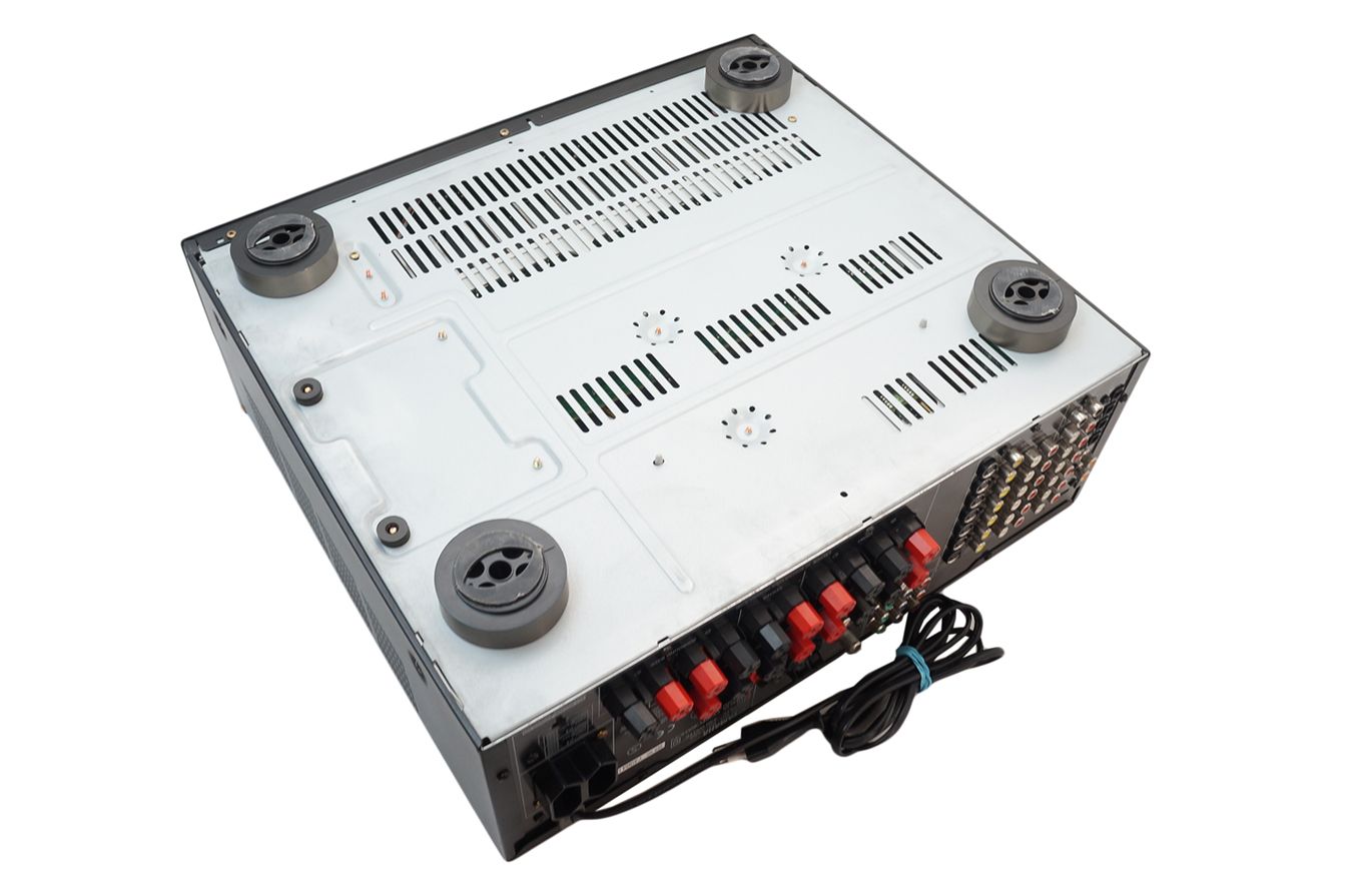 Yamaha_RX-V650_Digital_Heimkino_7.1_AV-Receiver_Schwarz_09