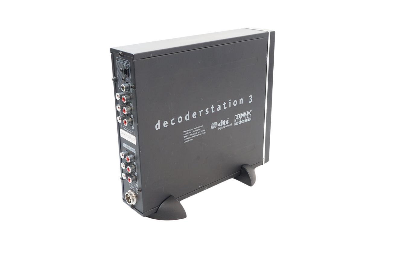 Teufel_Decoderstation_3_5.1_Verstarker_Schwarz_03