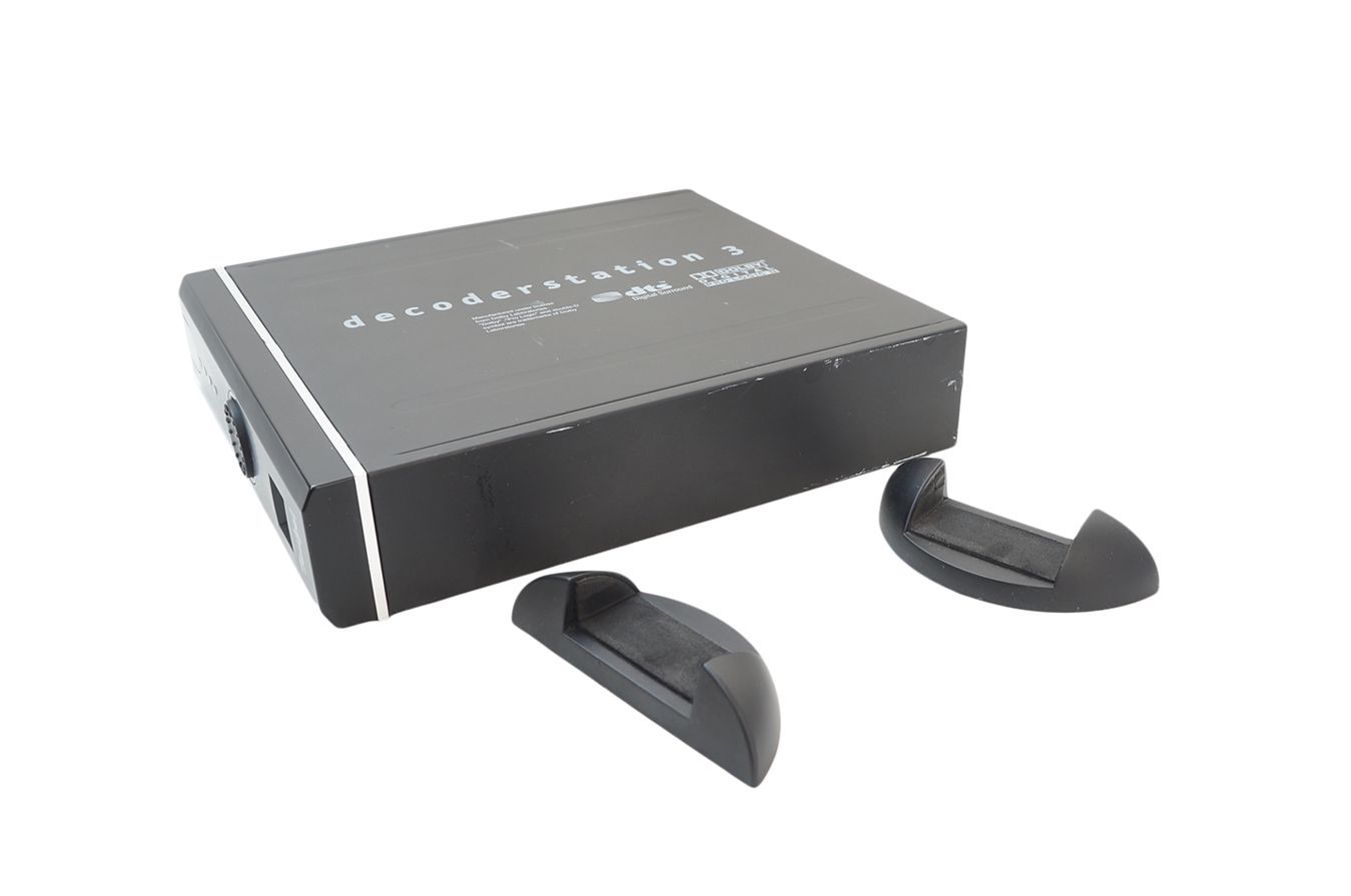 Teufel_Decoderstation_3_5.1_Verstarker_Schwarz_06