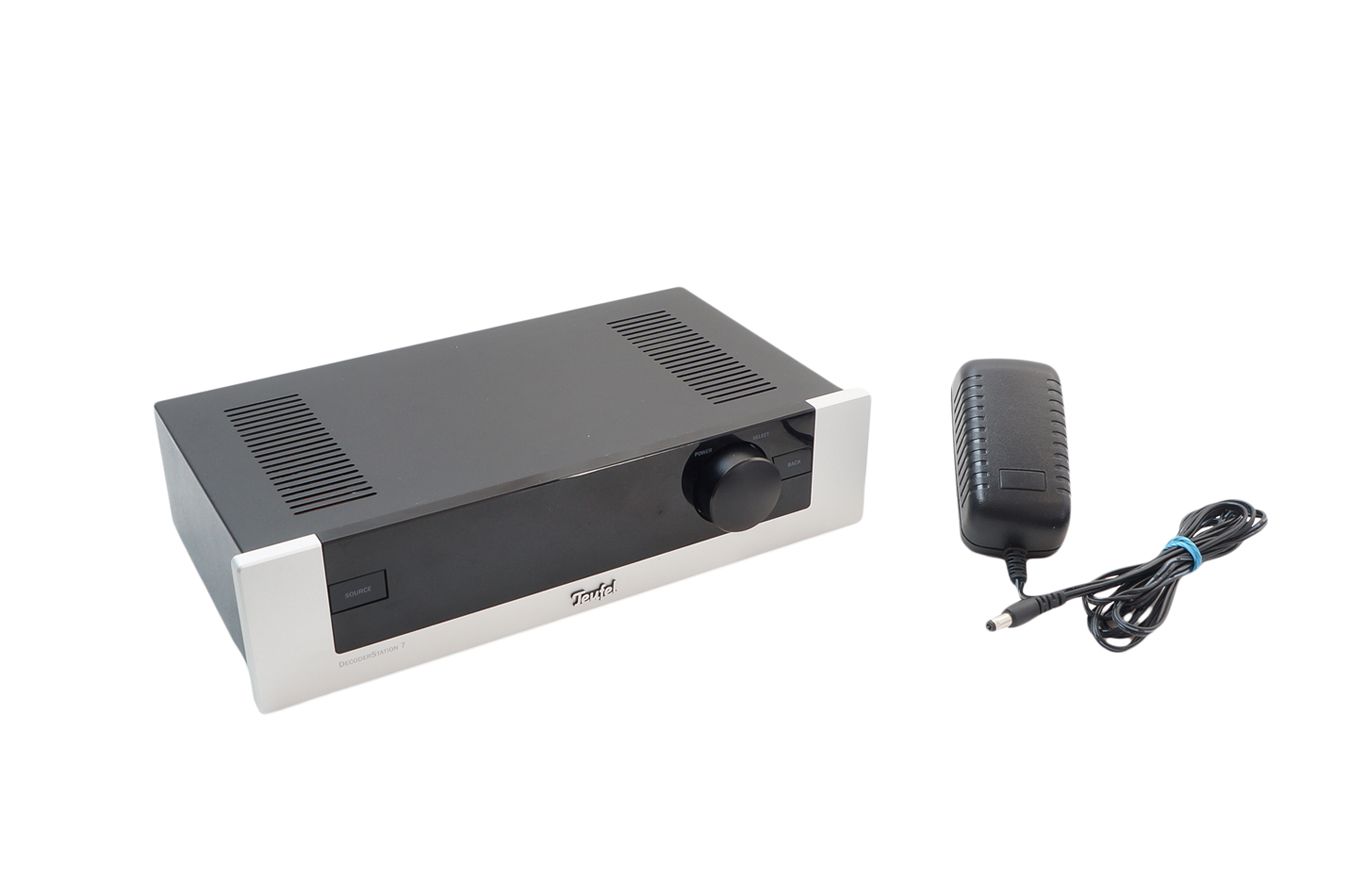 Teufel_Decoderstation_7_5.1_Verstarker_Media_Center_03